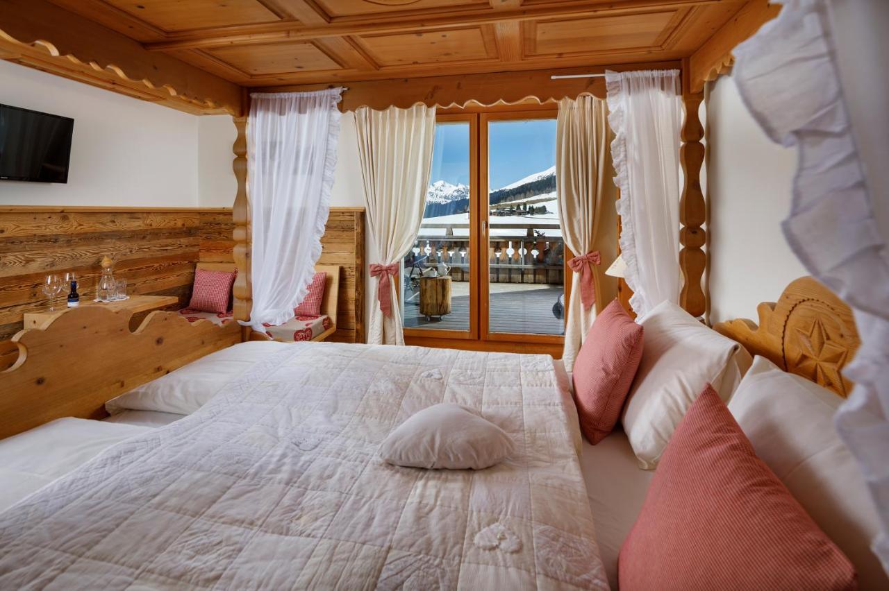 Hotel Walserhuus Sertig Sertig Döfli Buitenkant foto