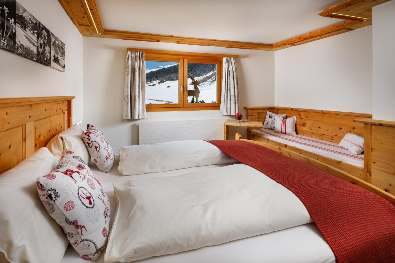 Hotel Walserhuus Sertig Sertig Döfli Buitenkant foto