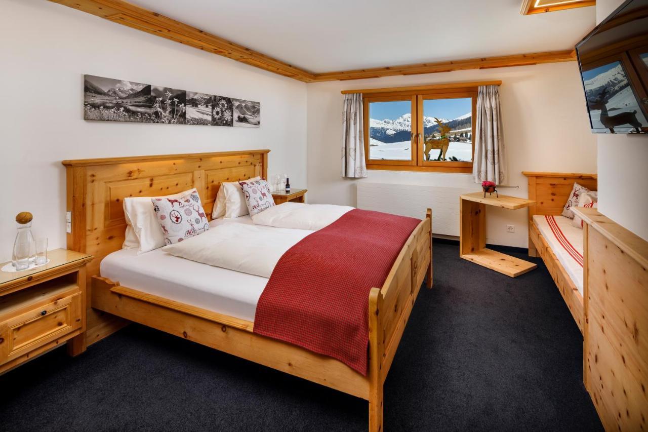 Hotel Walserhuus Sertig Sertig Döfli Buitenkant foto