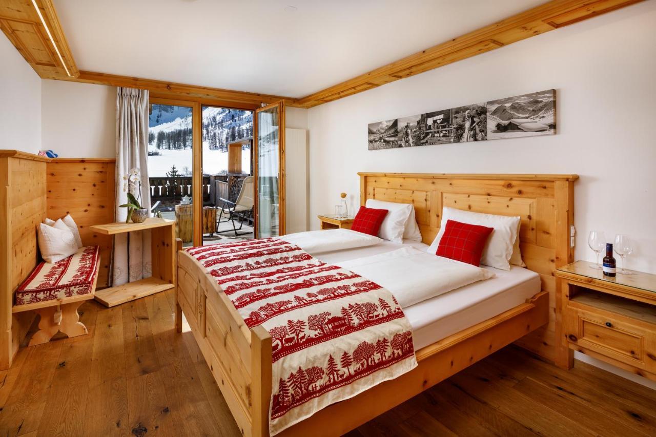 Hotel Walserhuus Sertig Sertig Döfli Buitenkant foto