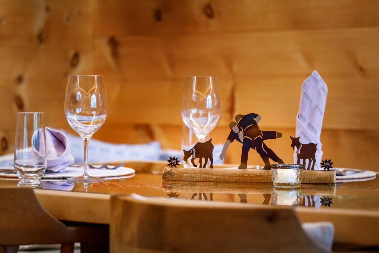 Hotel Walserhuus Sertig Sertig Döfli Buitenkant foto